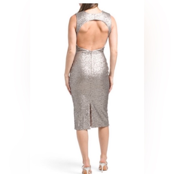 DRESS THE POPULATION Aylin Sequin Metallic Silver MIDI Dress NEW - Picture 6 of 7